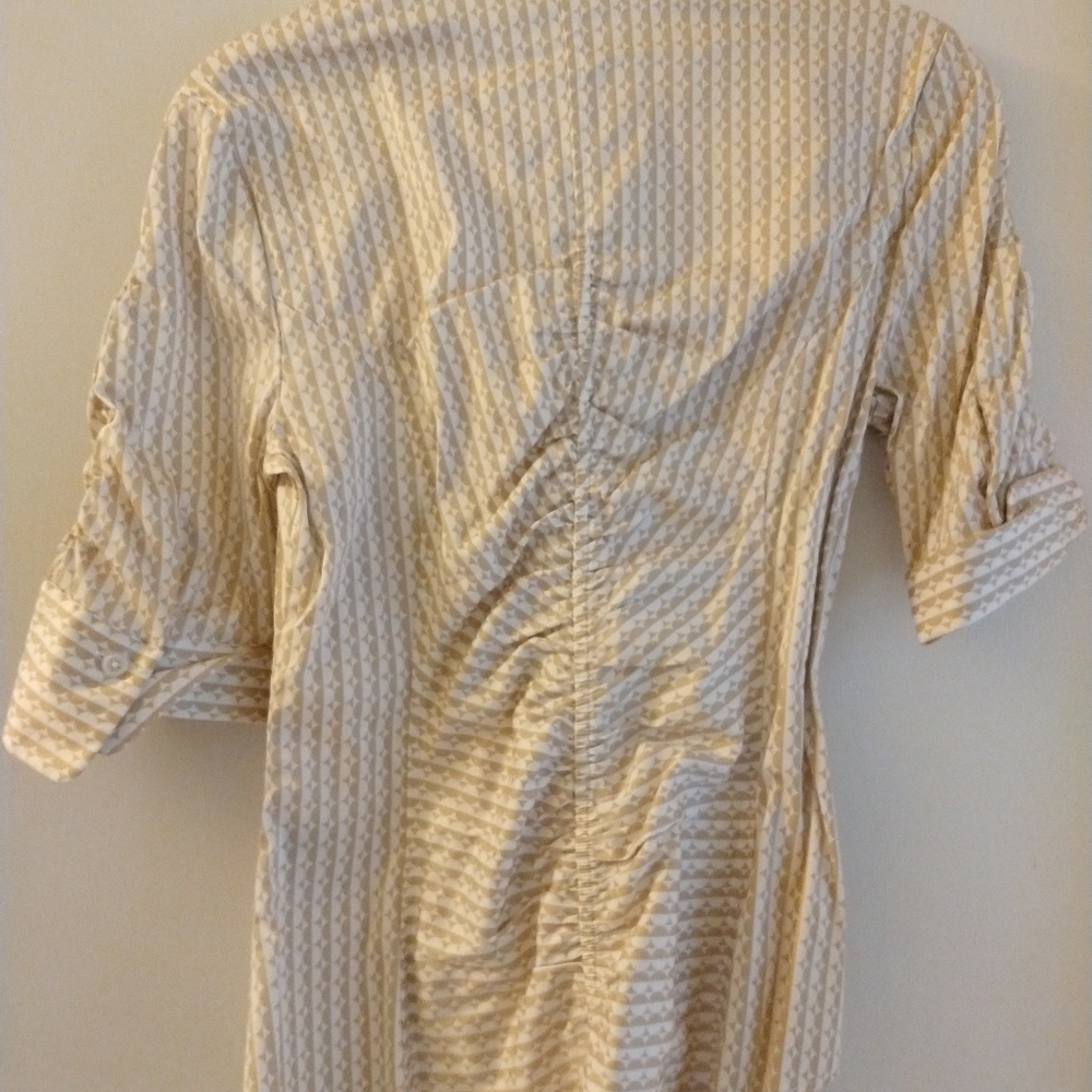New York and Company stretch button down fitted Blouse - Picture 5 of 5